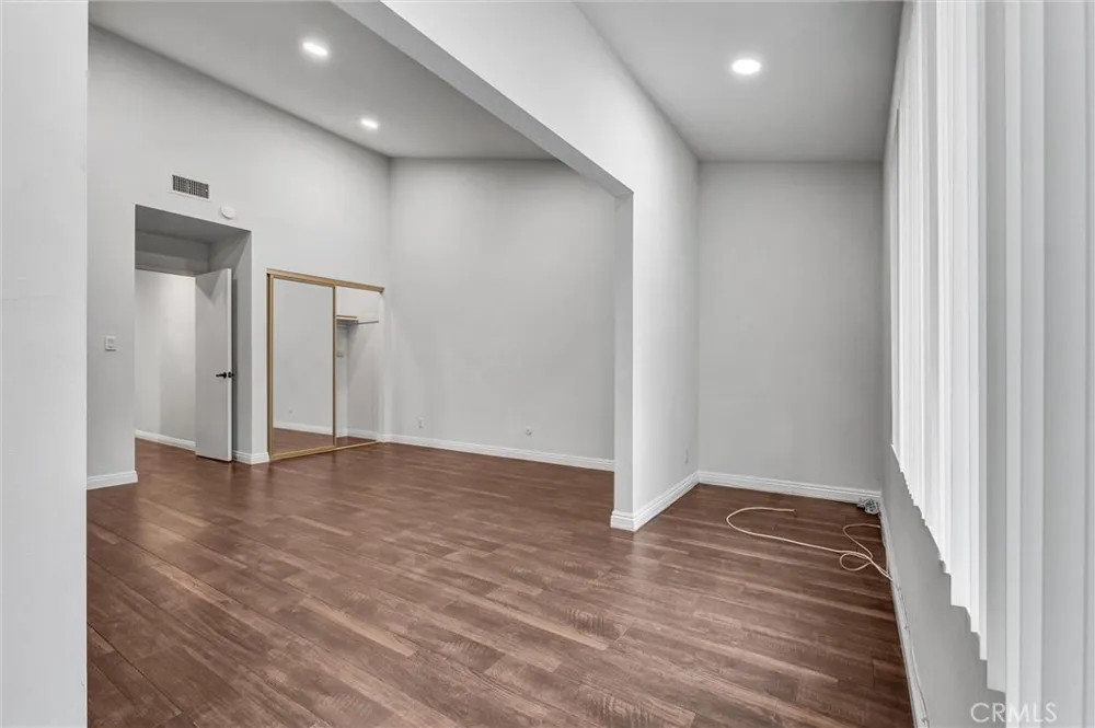 3963 Pennsylvania Avenue La Crescenta, CA 91214