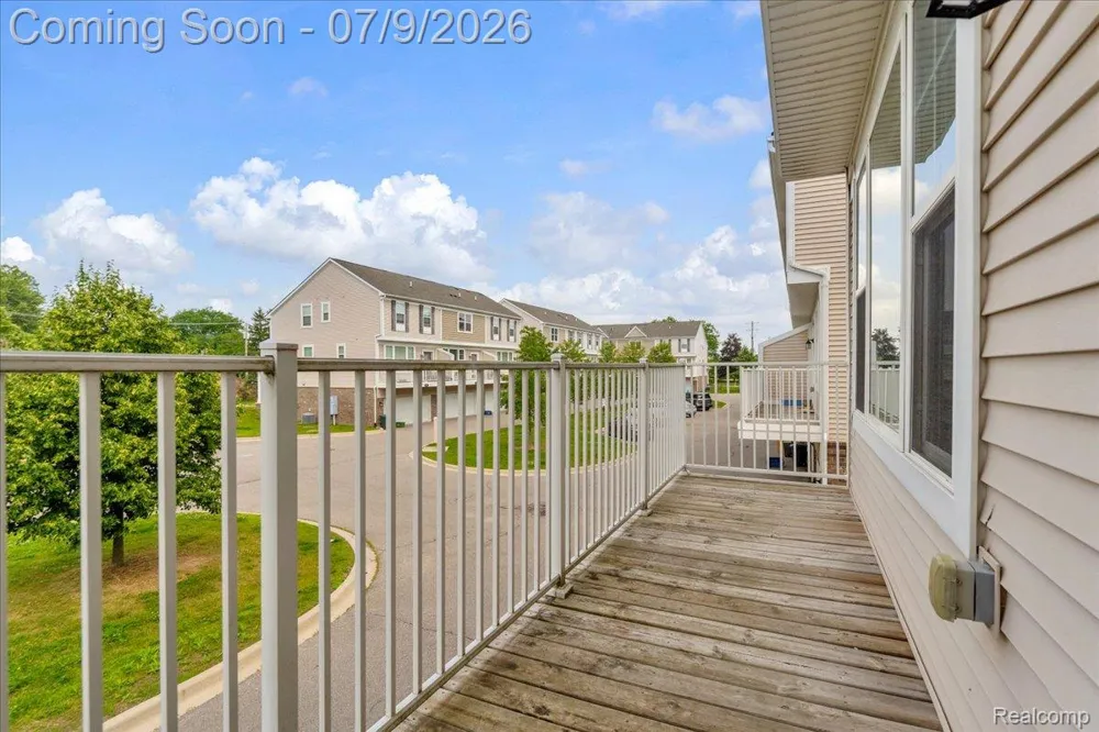 4600 Bradley Circle Troy City, MI 48085
