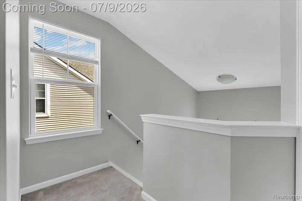 4600 Bradley Circle Troy City, MI 48085