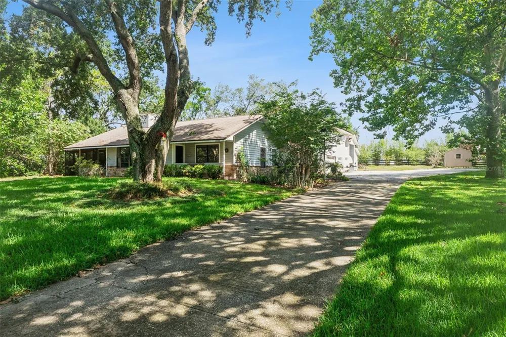 15749 ARABIAN WAY Montverde, FL 34756
