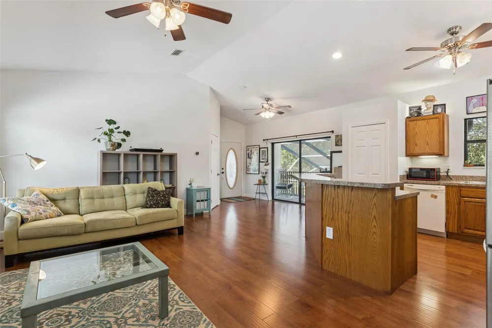 15749 ARABIAN WAY Montverde, FL 34756