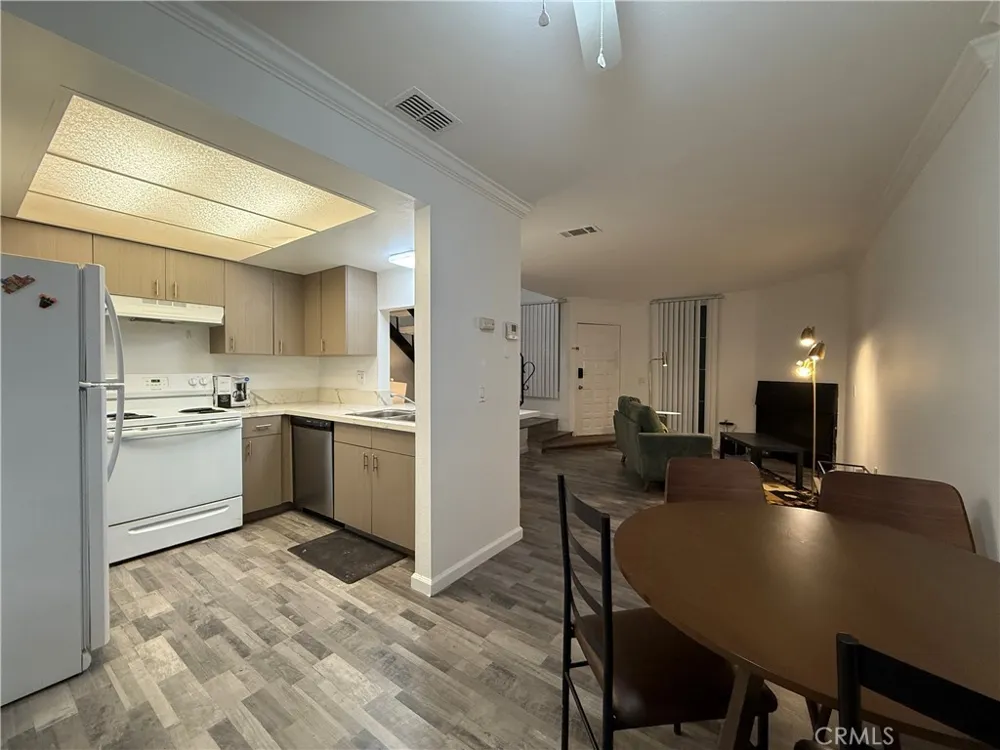 1463 Everton Place Riverside, CA 92507