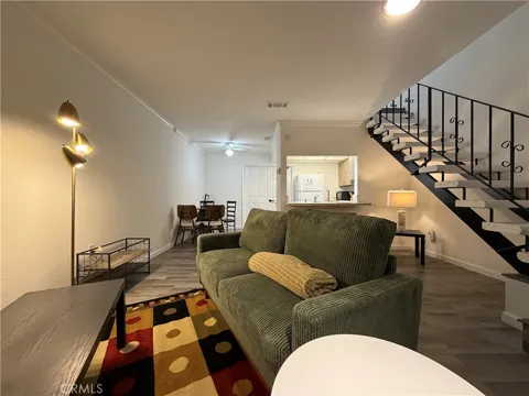 1463 Everton Place