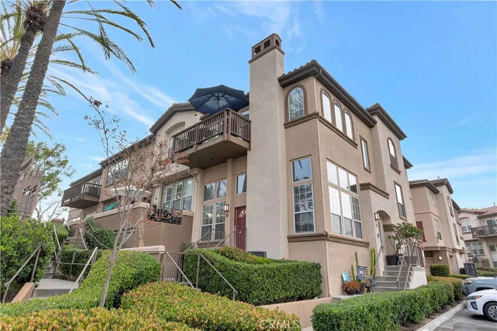 187 Montana Del Lago Rancho Santa Margarita, CA 92688