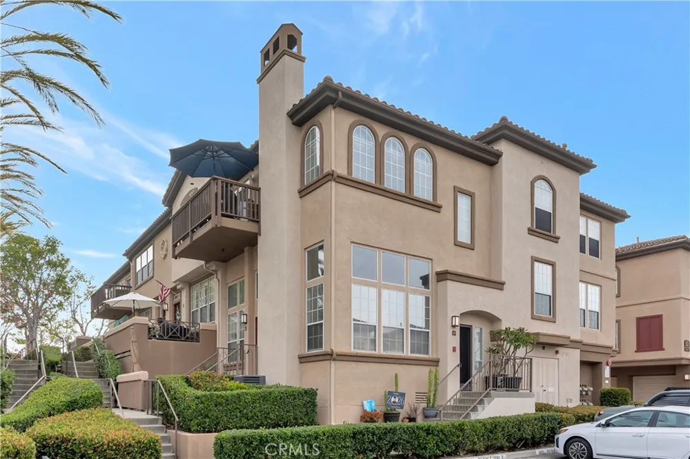 187 Montana Del Lago Rancho Santa Margarita, CA 92688