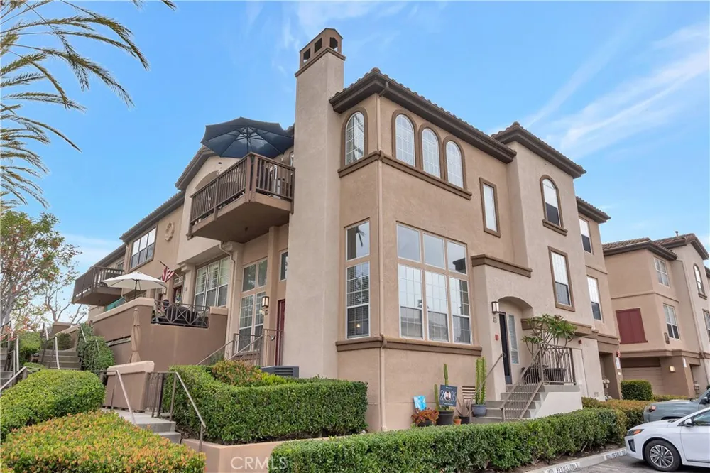 187 Montana Del Lago Rancho Santa Margarita, CA 92688