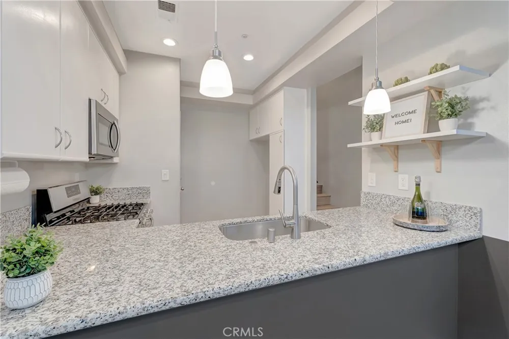187 Montana Del Lago Rancho Santa Margarita, CA 92688