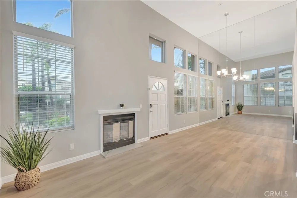 187 Montana Del Lago Rancho Santa Margarita, CA 92688