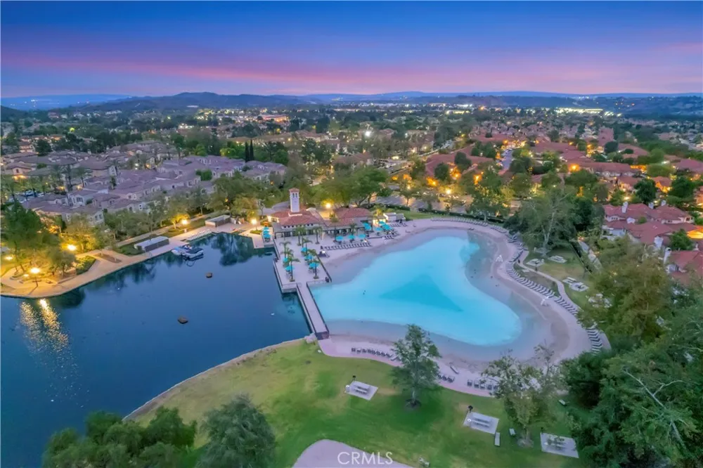187 Montana Del Lago Rancho Santa Margarita, CA 92688
