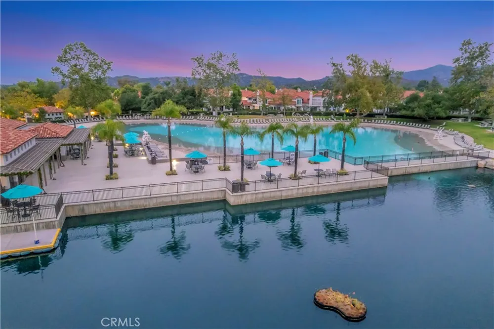 187 Montana Del Lago Rancho Santa Margarita, CA 92688