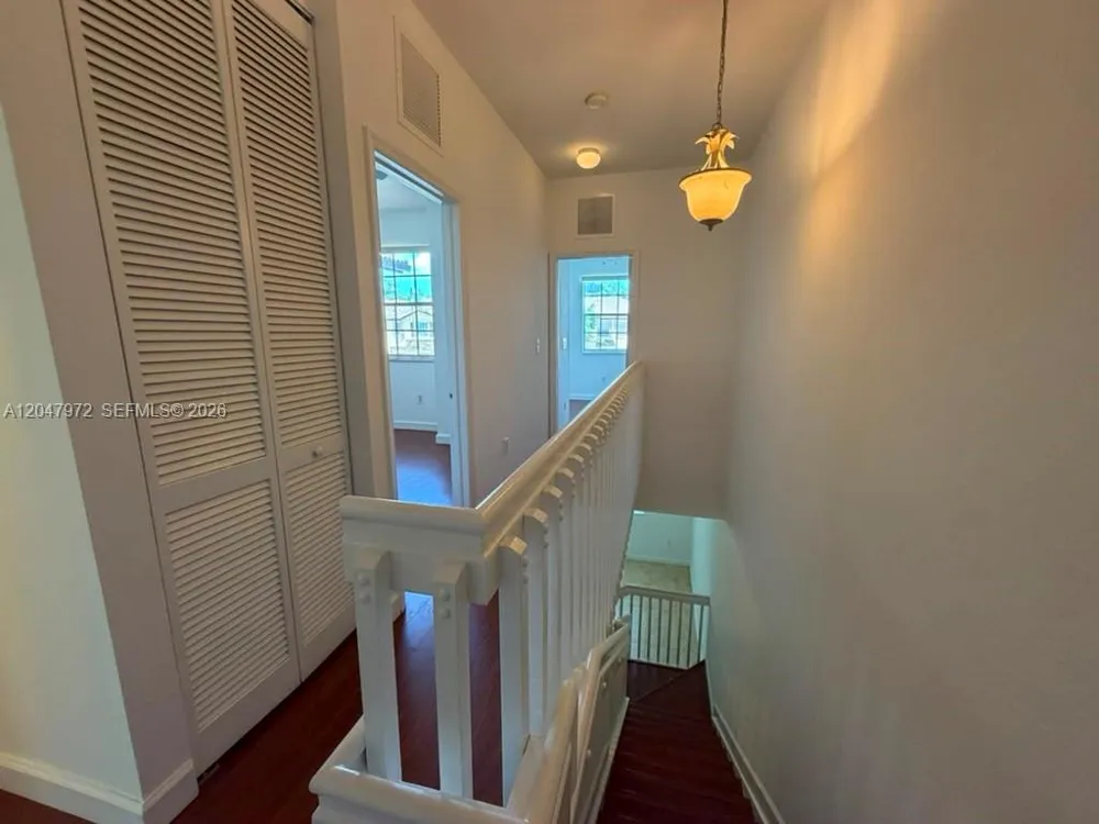 9249 SW 227th St #8-22 Cutler Bay, FL 33190