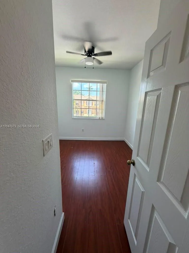 9249 SW 227th St #8-22 Cutler Bay, FL 33190