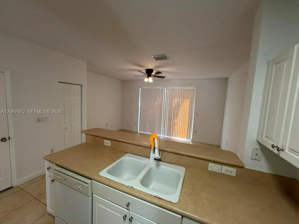 9249 SW 227th St #8-22 Cutler Bay, FL 33190