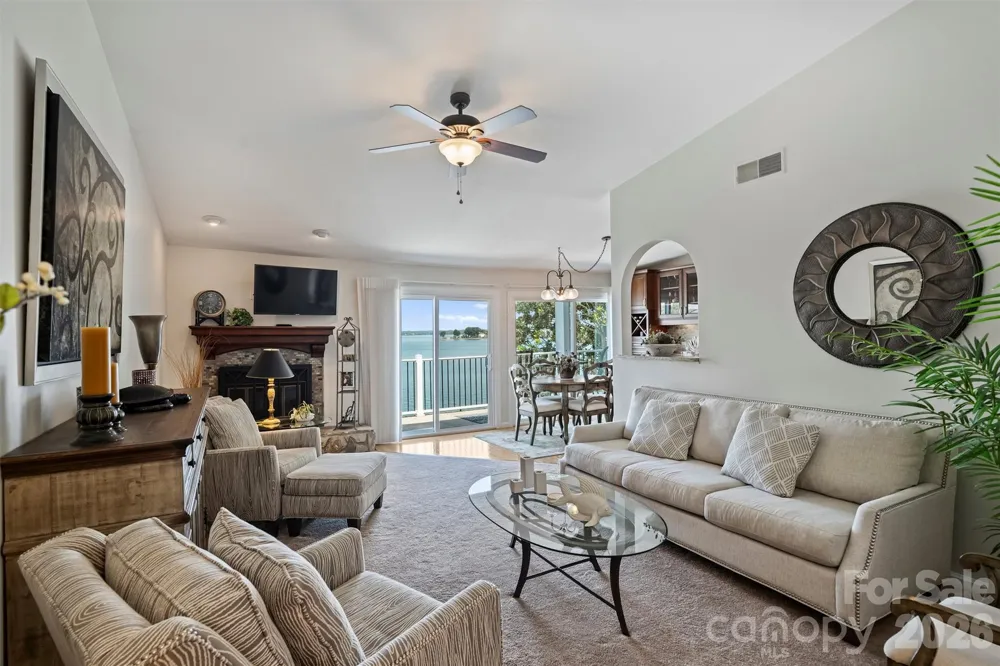 20427 Harborgate Court #606 Cornelius, NC 28031