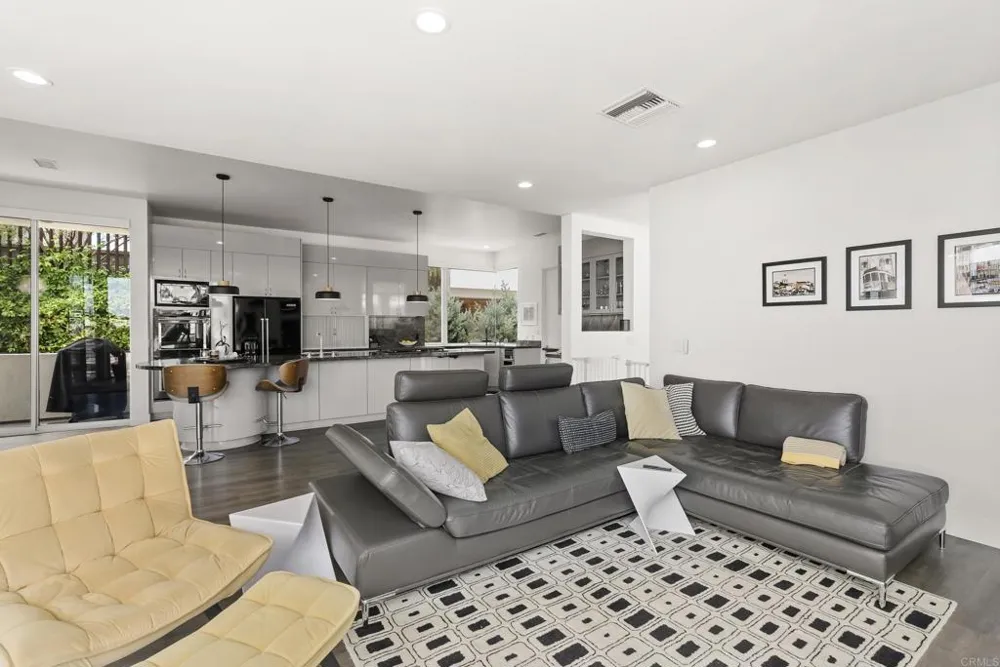 1777 Puterbaugh Street San Diego, CA 92103