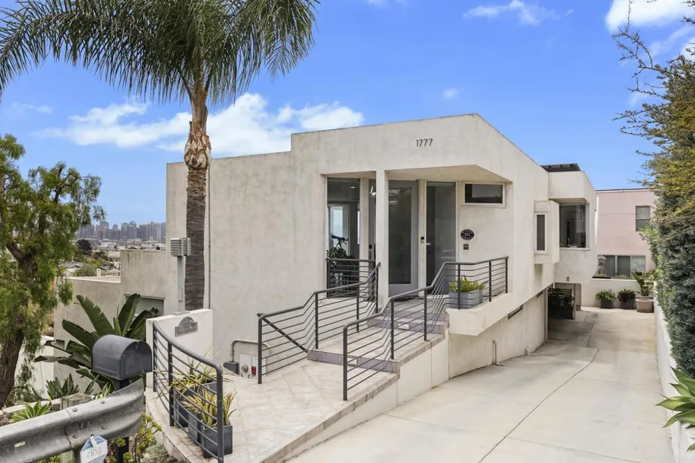 1777 Puterbaugh Street San Diego, CA 92103