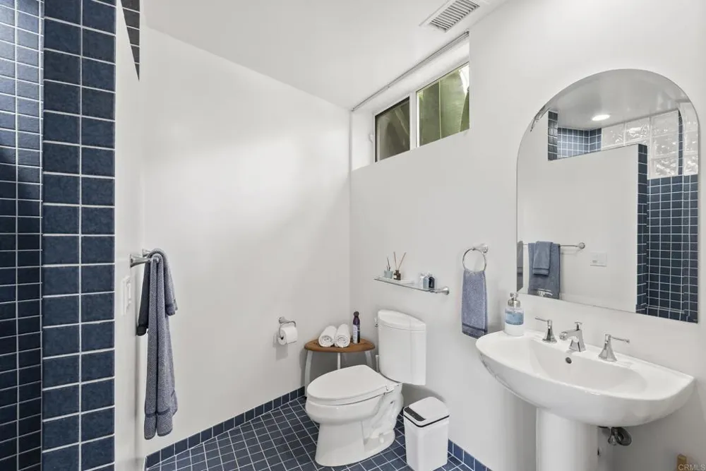 1777 Puterbaugh Street San Diego, CA 92103