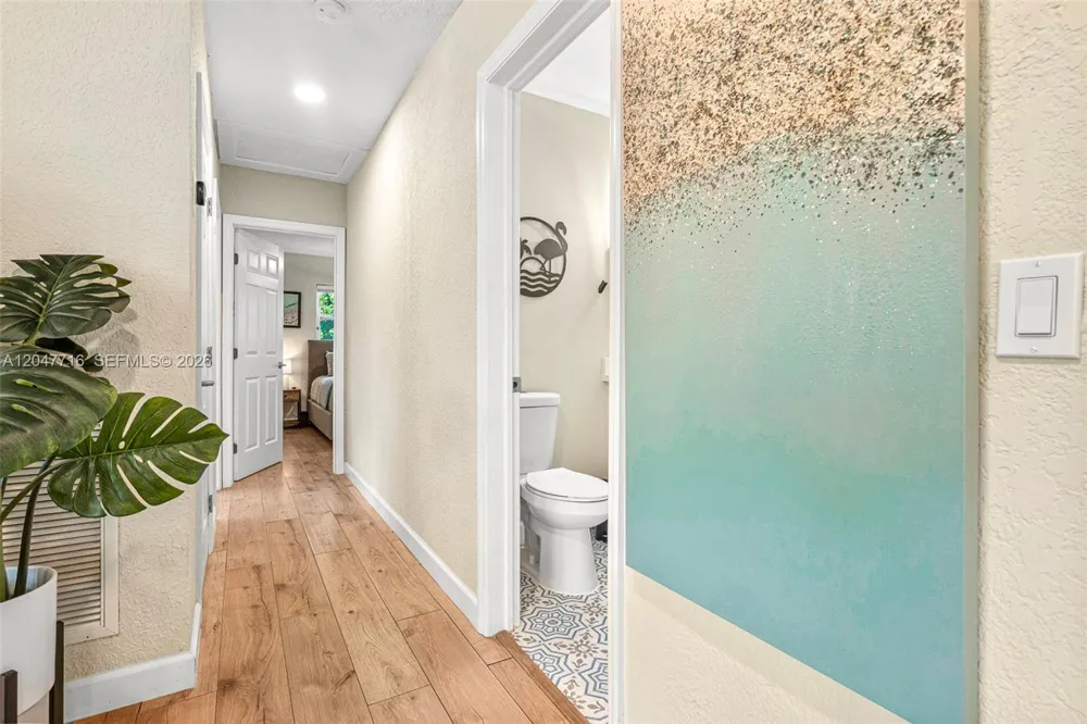 190 NE 21st St Boca Raton, FL 33431