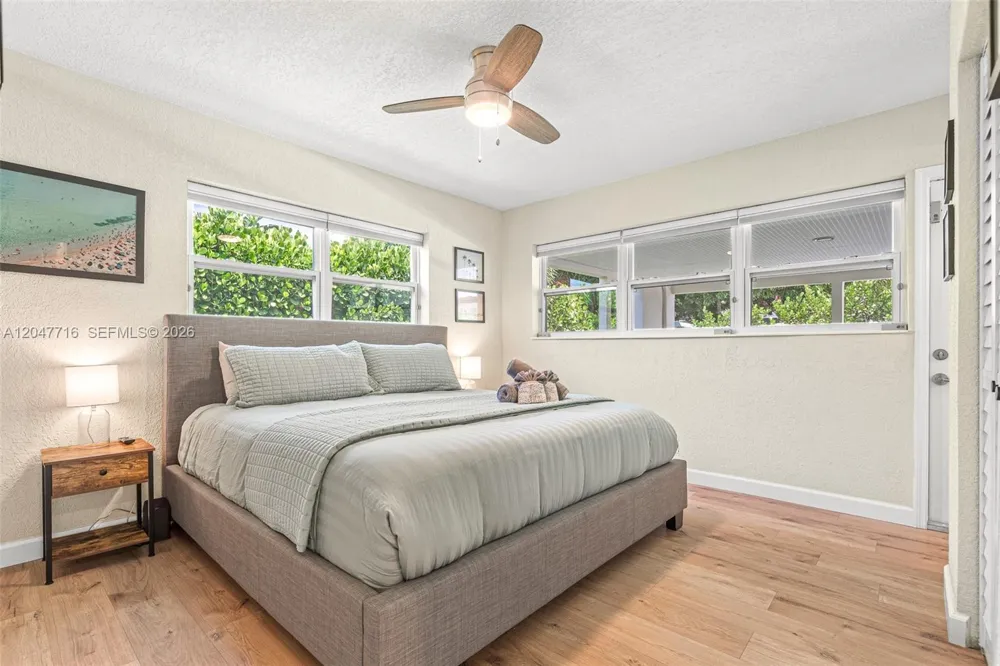 190 NE 21st St Boca Raton, FL 33431