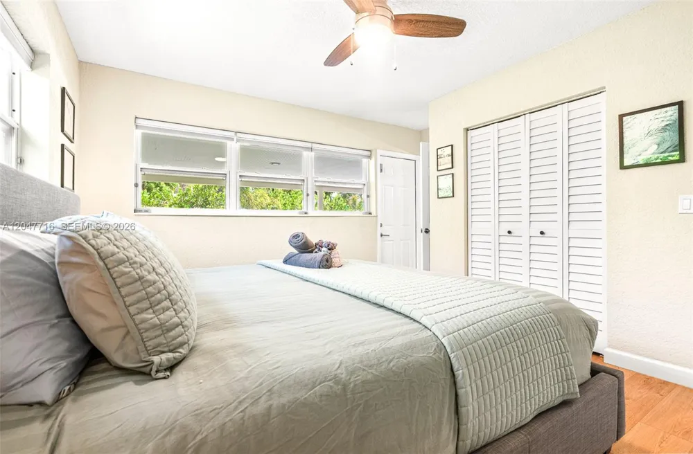 190 NE 21st St Boca Raton, FL 33431