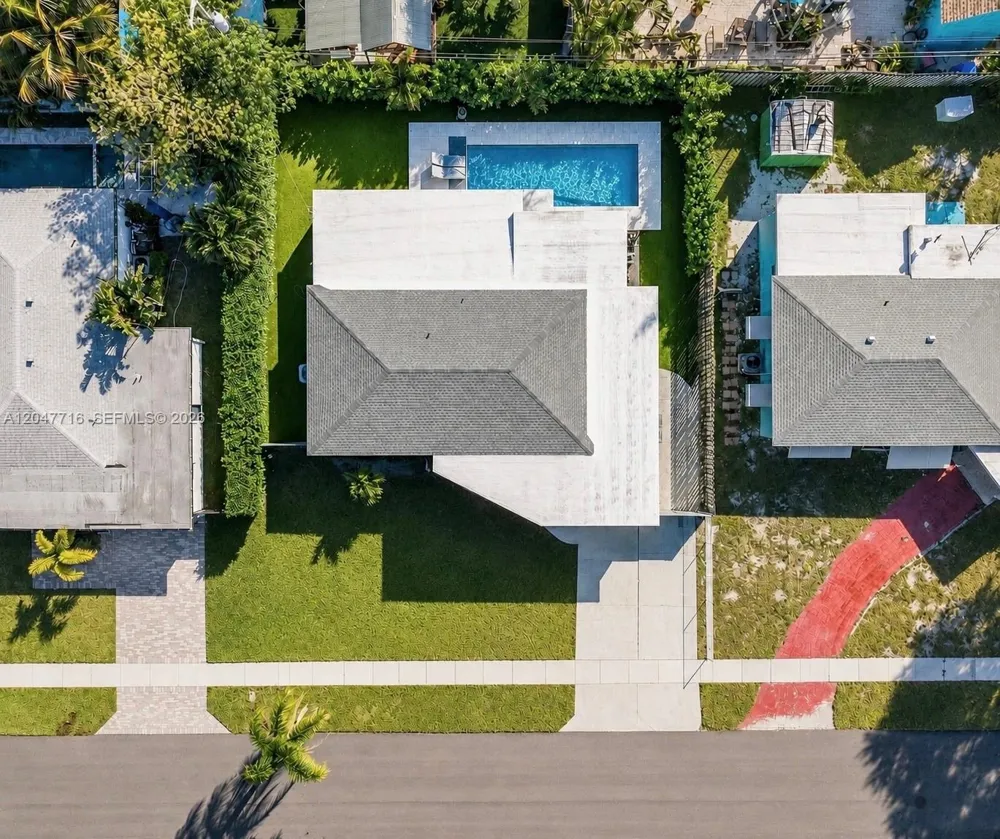 190 NE 21st St Boca Raton, FL 33431