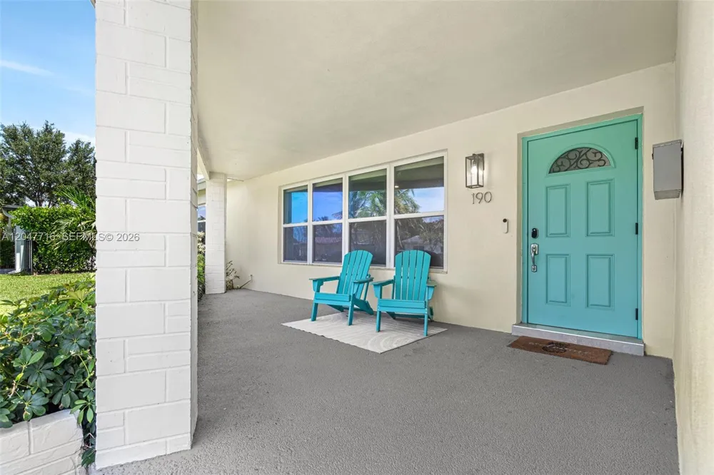190 NE 21st St Boca Raton, FL 33431