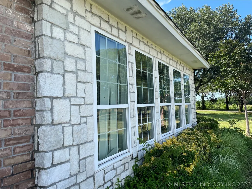 401 S Chickasaw Kingston, OK 73439