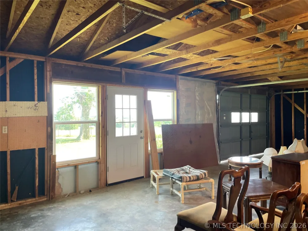 401 S Chickasaw Kingston, OK 73439
