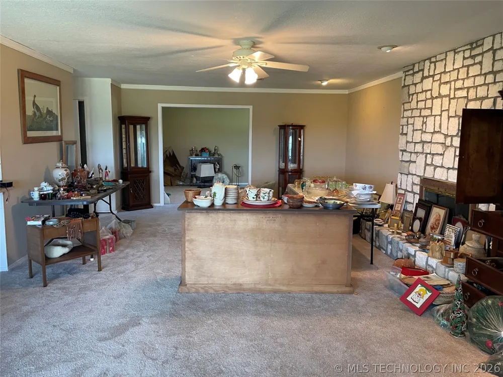 401 S Chickasaw Kingston, OK 73439