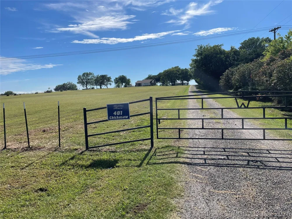 401 S Chickasaw Kingston, OK 73439