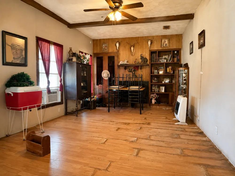 601 SW 2nd Street Kerens, TX 75144