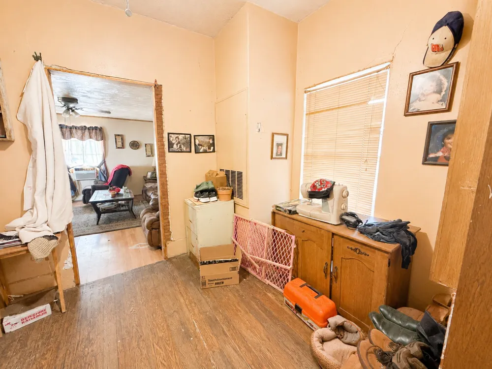 601 SW 2nd Street Kerens, TX 75144