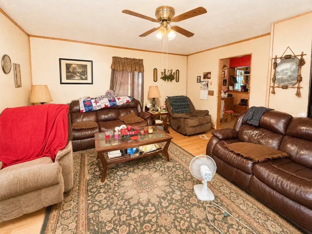 601 SW 2nd Street Kerens, TX 75144