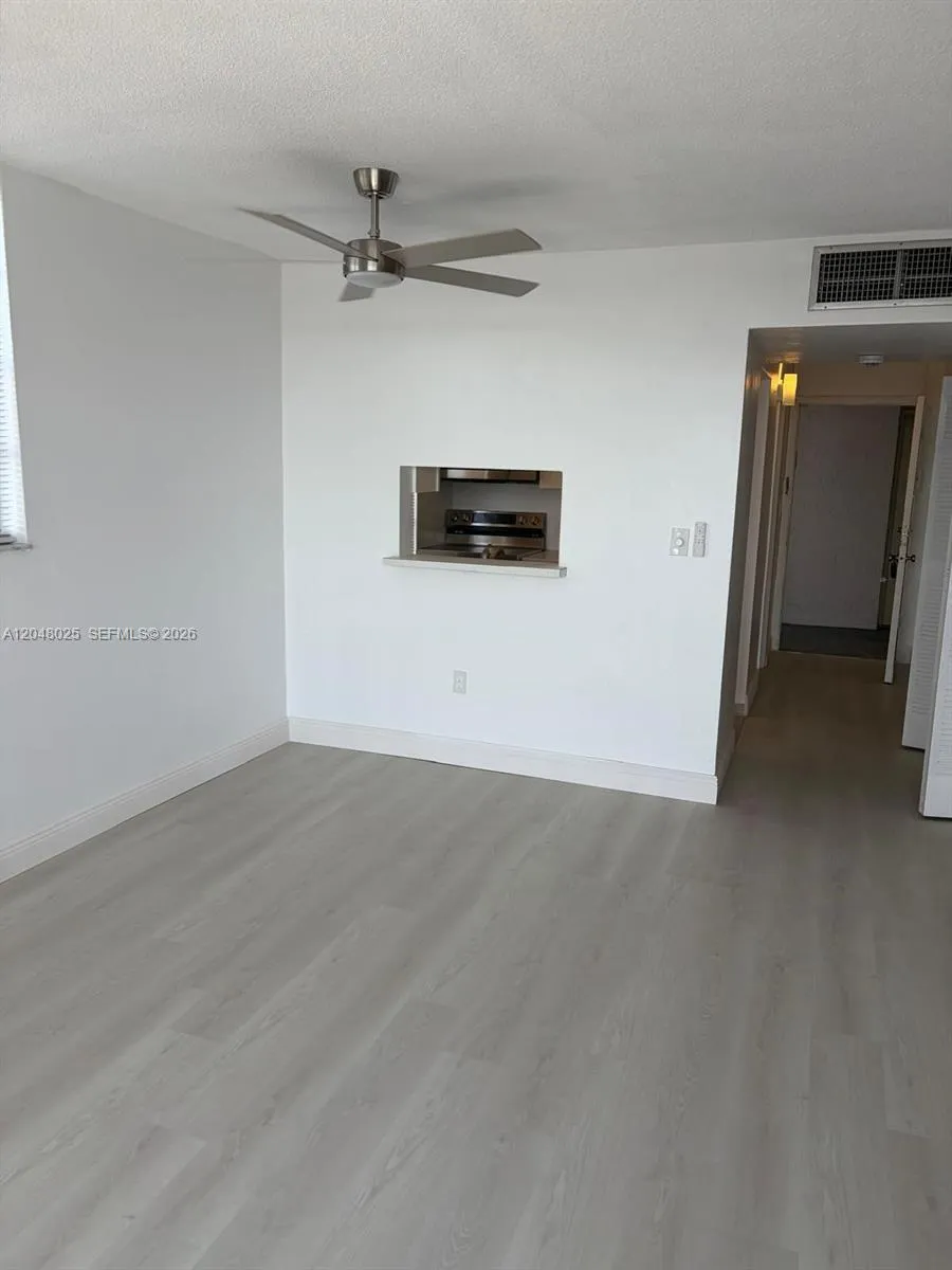 12590 NE 16th Ave #512 North Miami, FL 33161