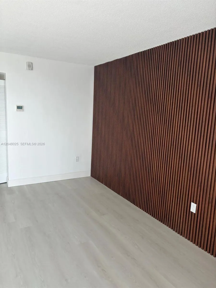 12590 NE 16th Ave #512 North Miami, FL 33161