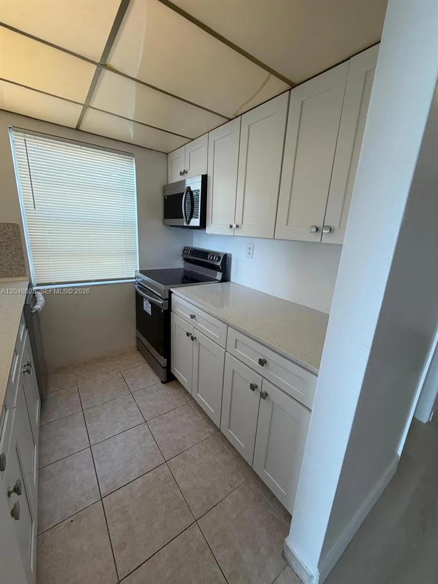 12590 NE 16th Ave #512 North Miami, FL 33161