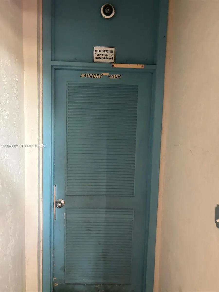 12590 NE 16th Ave #512 North Miami, FL 33161