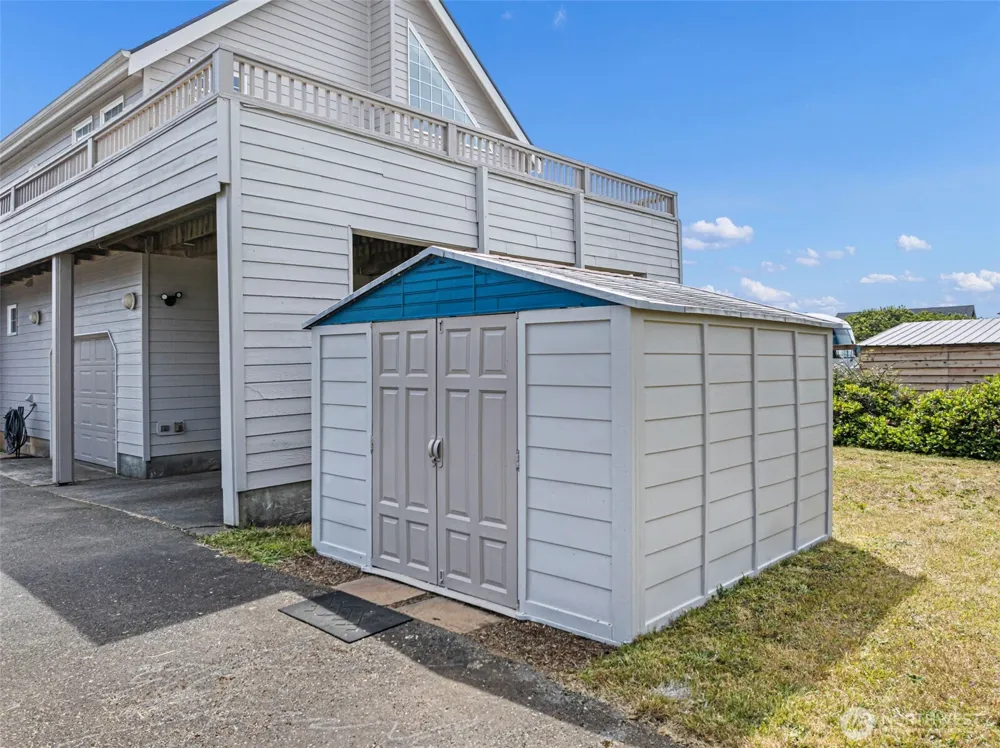 885 Ocean Shores Boulevard SW Ocean Shores, WA 98569