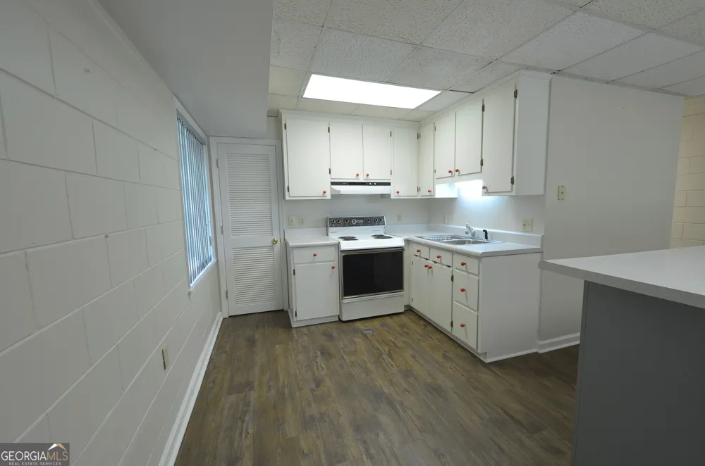 1214 7th AVE Eastman, GA 31023