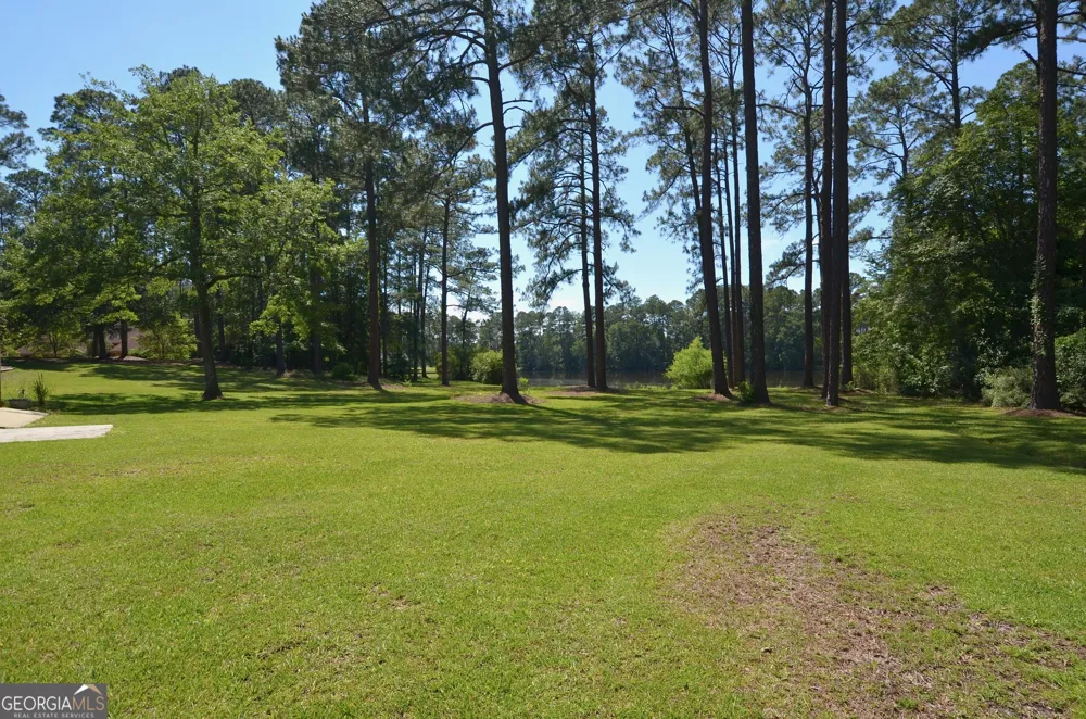 1214 7th AVE Eastman, GA 31023