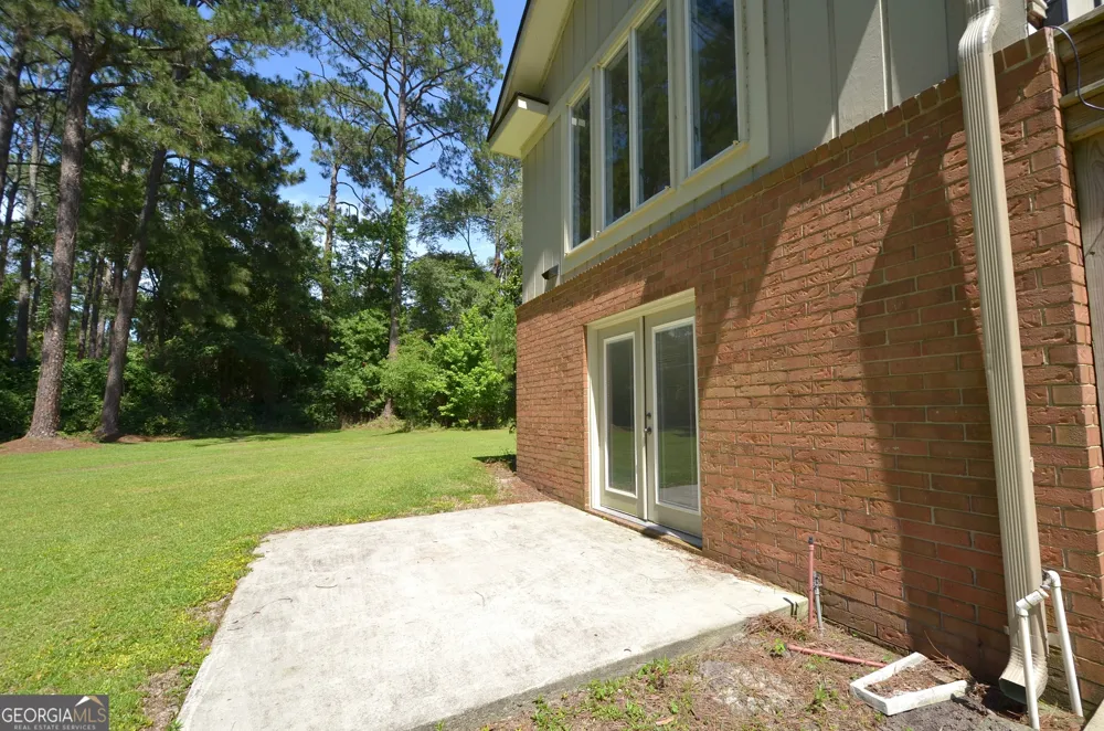 1214 7th AVE Eastman, GA 31023