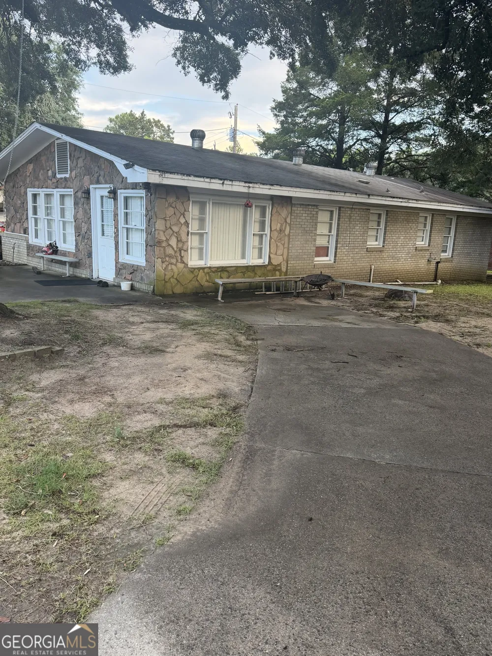 5859 8th AVE Eastman, GA 31023