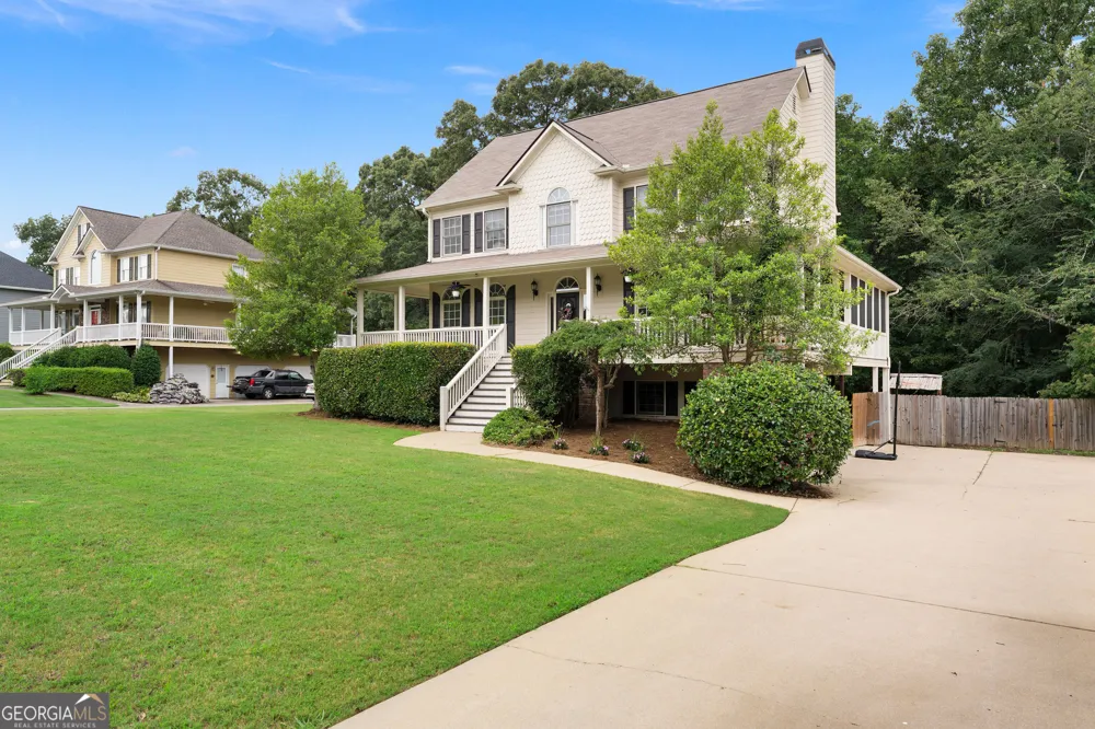 17 Lowry WAY Euharlee, GA 30145