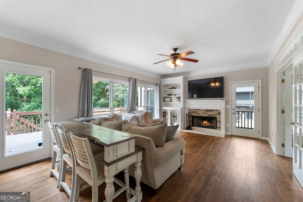 17 Lowry WAY Euharlee, GA 30145