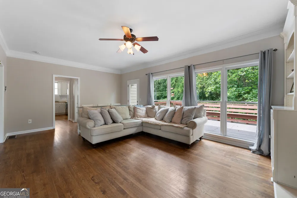 17 Lowry WAY Euharlee, GA 30145