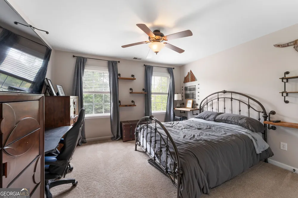 17 Lowry WAY Euharlee, GA 30145