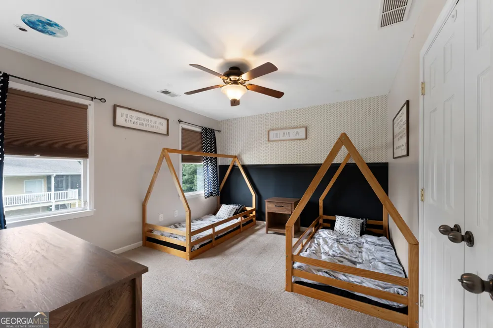 17 Lowry WAY Euharlee, GA 30145