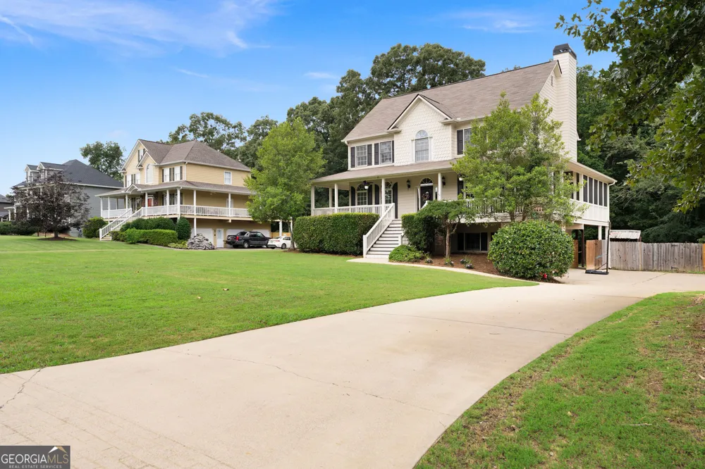 17 Lowry WAY Euharlee, GA 30145