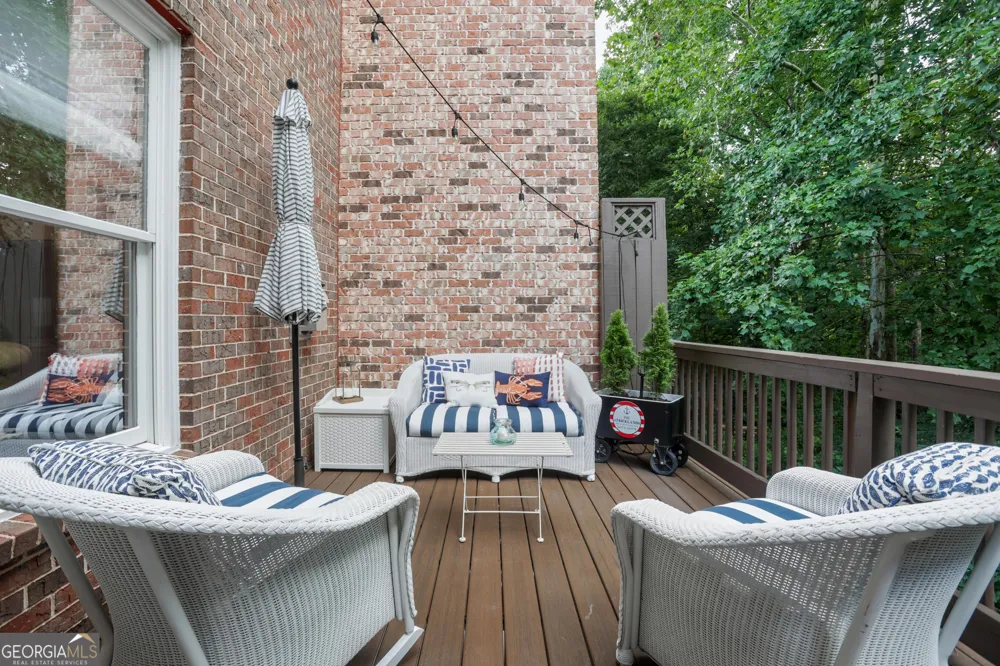 2555 Milford LN Alpharetta, GA 30009