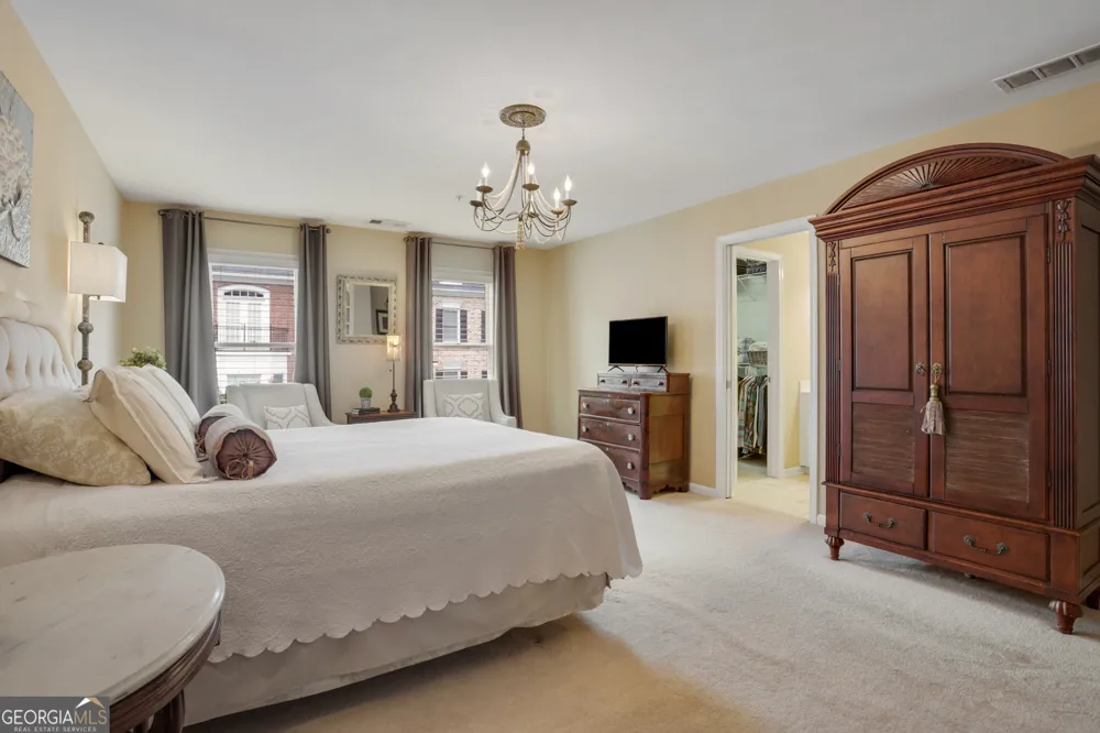 2555 Milford LN Alpharetta, GA 30009
